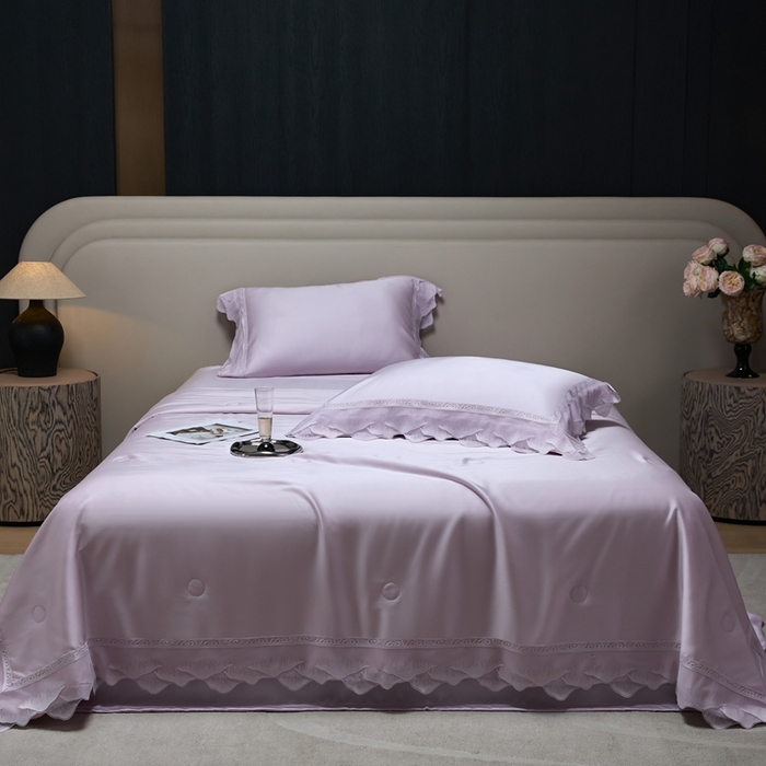 91家纺网 家纺一手货源 找家纺 时亿家居 2025新款80s兰精天丝夏被四件套 爱丽丝 爱丽丝 紫