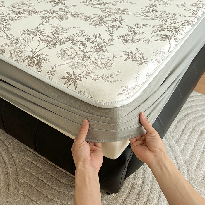 91家纺网 家纺一手货源 找家纺 绒艺席业 2025新款赫本风印花凉席席子系列床笠款 伊甸园