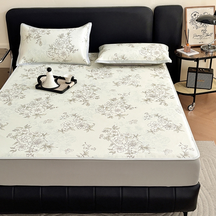 91家纺网 家纺一手货源 找家纺 绒艺席业 2025新款赫本风印花凉席席子系列床笠款 一杯清茶