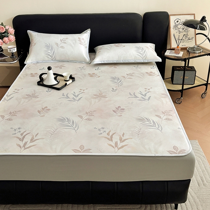 91家纺网 家纺一手货源 找家纺 绒艺席业 2025新款赫本风印花凉席席子系列床笠款 花影晚风