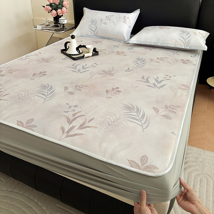 91家纺网 家纺一手货源 找家纺 绒艺席业 2025新款赫本风印花凉席席子系列床笠款 花影晚风