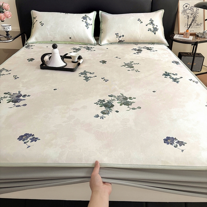 91家纺网 家纺一手货源 找家纺 绒艺席业 2025新款赫本风印花凉席席子系列床笠款 苑叶