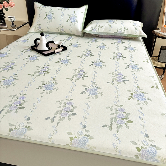 91家纺网 家纺一手货源 找家纺 绒艺席业 2025新款赫本风印花凉席席子系列床笠款 蔓野