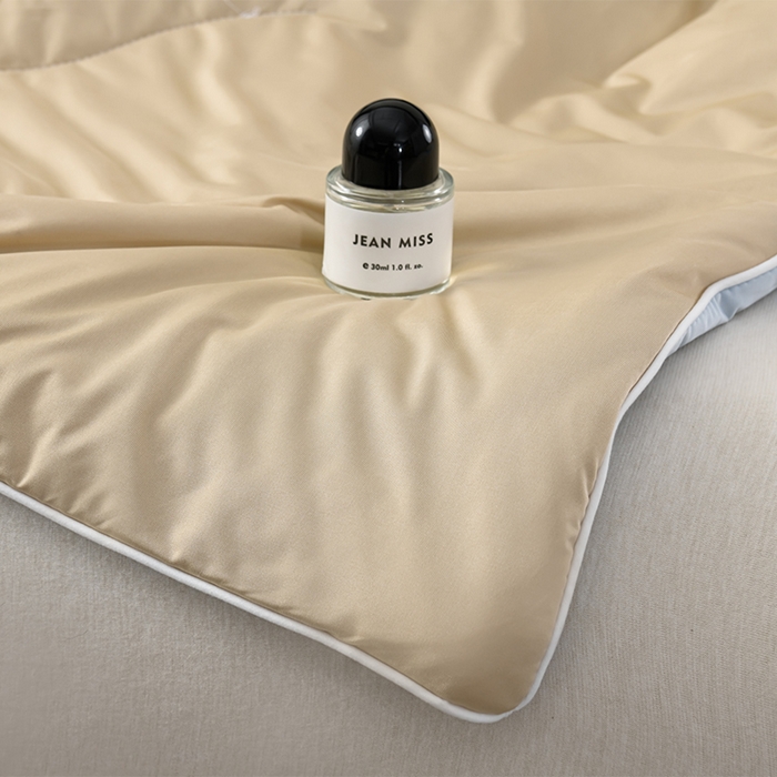 91家纺网 家纺一手货源 找家纺 预言家纺 2025新款A类锦纶凉感夏凉被被子被芯空调被 即刻凉感-香槟色