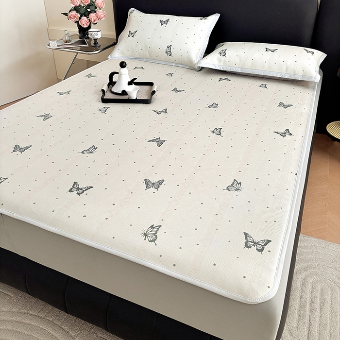 91家纺网 家纺一手货源 找家纺 绒艺席业 2025新款赫本风印花凉席席子系列床笠款 翩翩蝴蝶