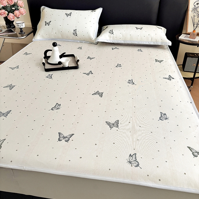 91家纺网 家纺一手货源 找家纺 绒艺席业 2025新款赫本风印花凉席席子系列床笠款 翩翩蝴蝶