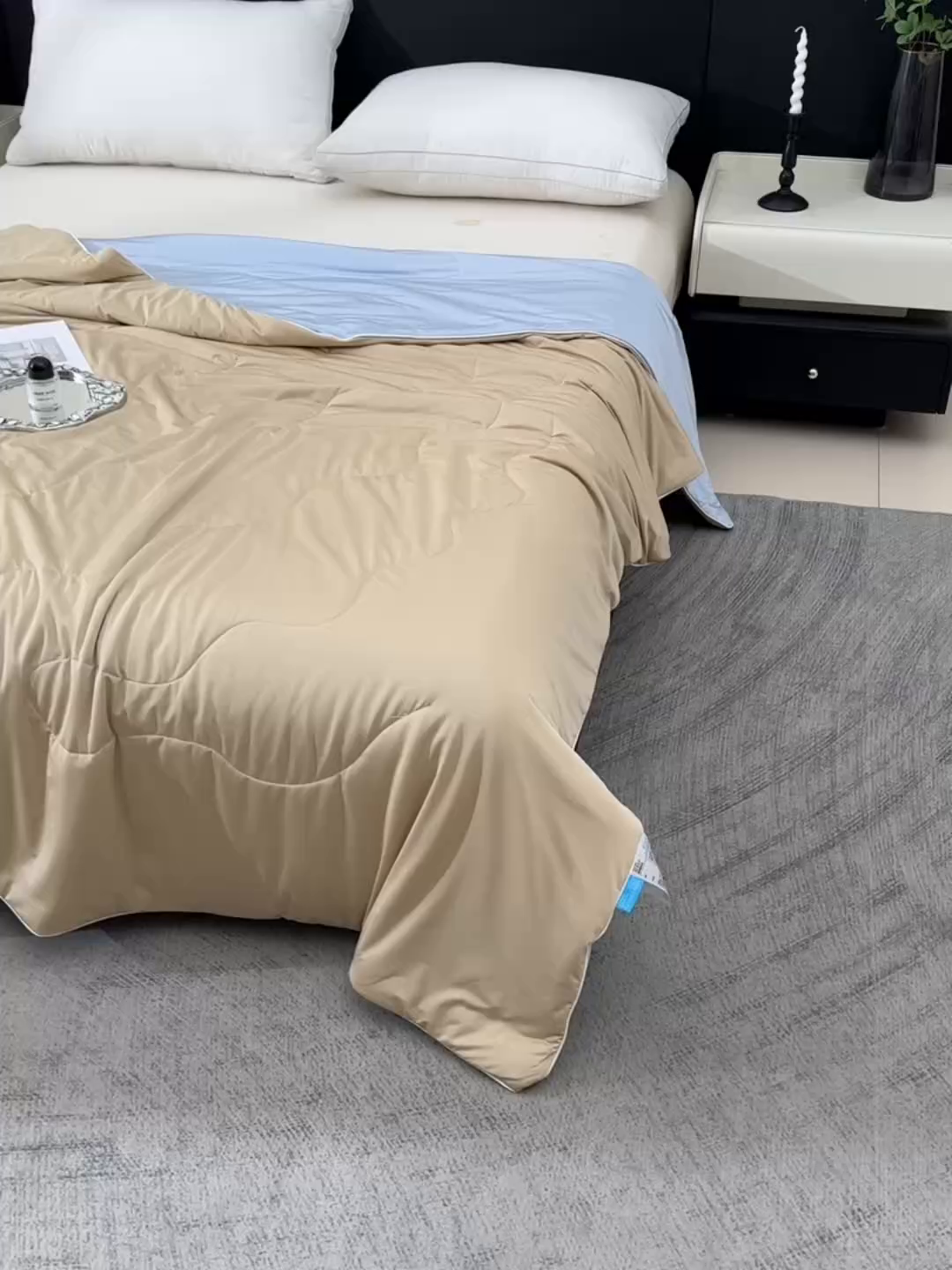 91家纺网 家纺一手货源 找家纺 预言家纺 2025新款A类锦纶凉感夏凉被被子被芯空调被 即刻凉感-香槟色