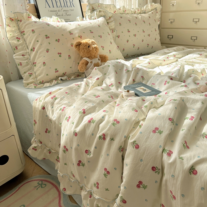 91家纺网 家纺一手货源 找家纺 轻奢坊 2025新款水洗棉密拷花边夏被夏凉被空调被四件套 小樱桃