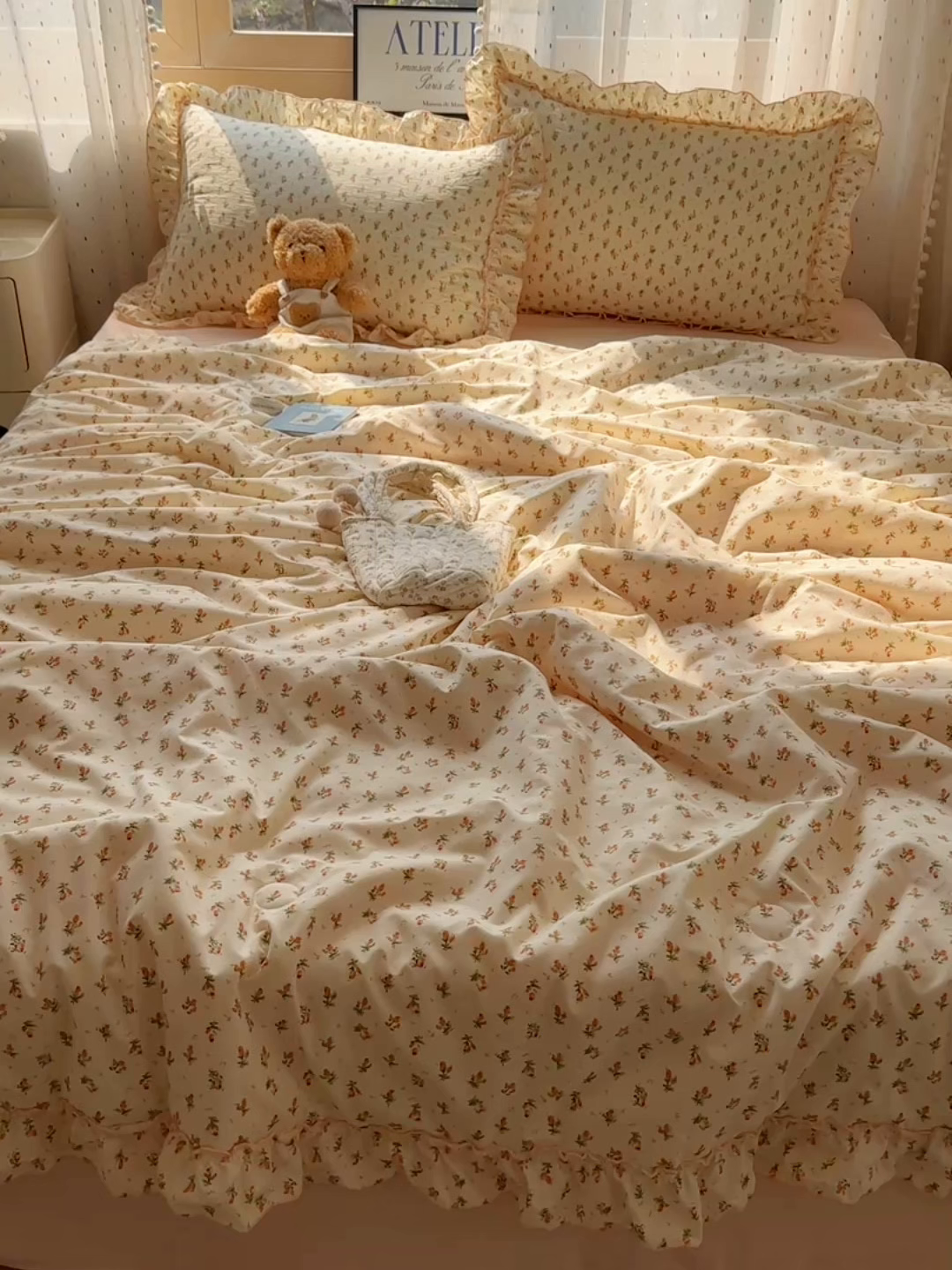 91家纺网 家纺一手货源 找家纺 轻奢坊 2025新款水洗棉密拷花边夏被夏凉被空调被四件套 艺朵