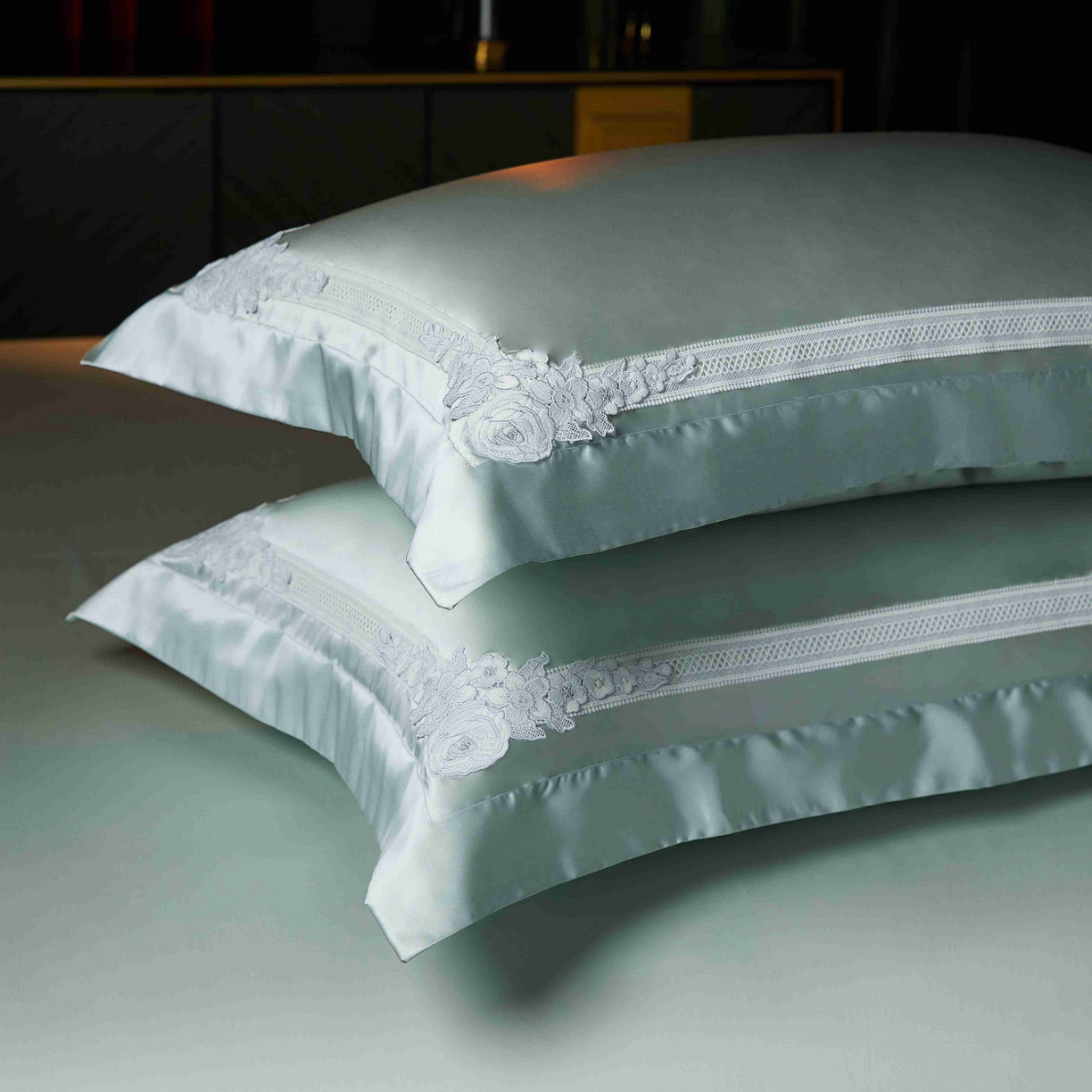 91家纺网 家纺一手货源 找家纺 缔缦 2025新款高端居家轻奢系列AB版真丝棉长绒棉芬尼细语 雅绿四件套