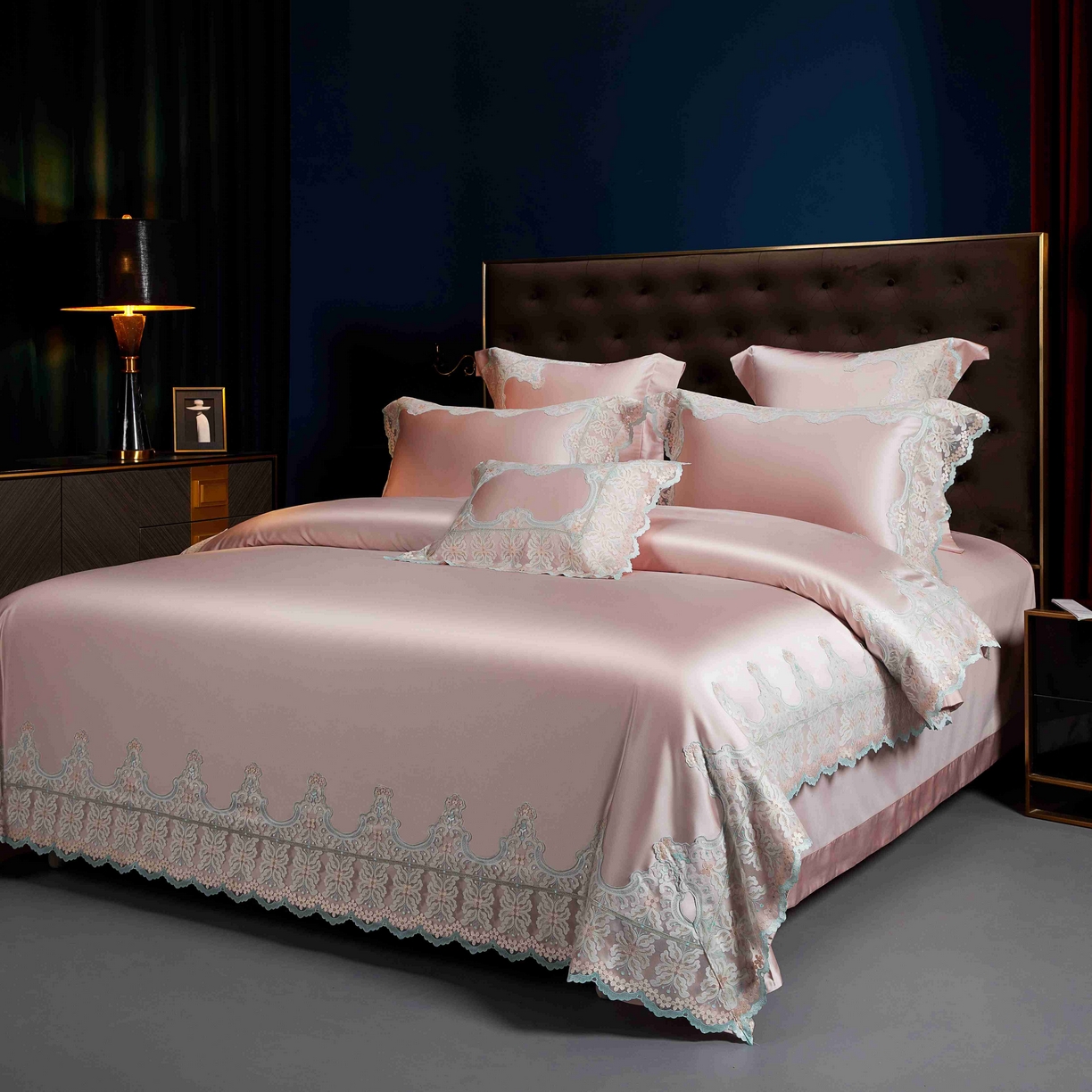 91家纺网 家纺一手货源 找家纺 缔缦 2025新款高端居家轻奢系列AB版真丝棉长绒棉梦幻兰馨 粉四件套