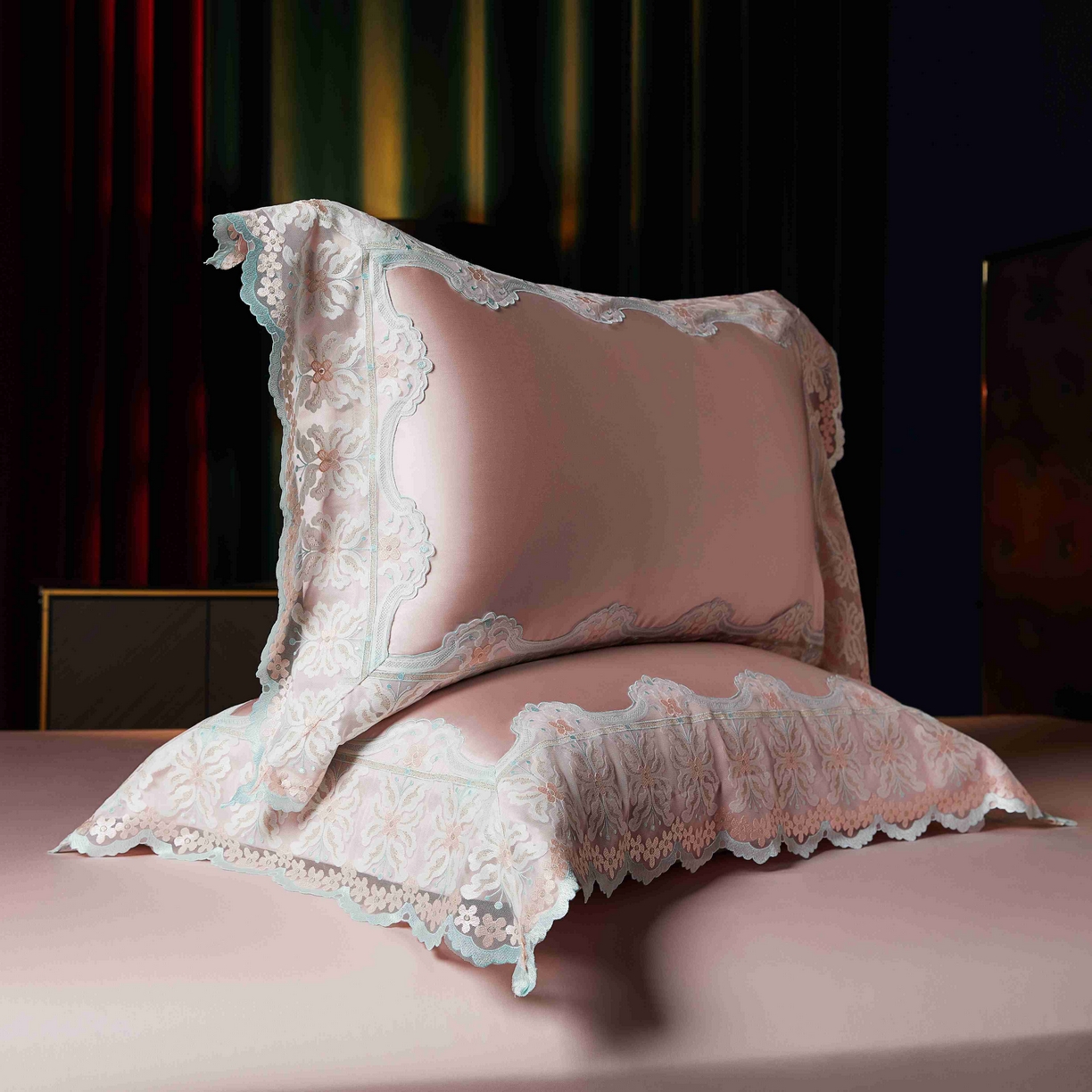 91家纺网 家纺一手货源 找家纺 缔缦 2025新款高端居家轻奢系列AB版真丝棉长绒棉梦幻兰馨 粉四件套