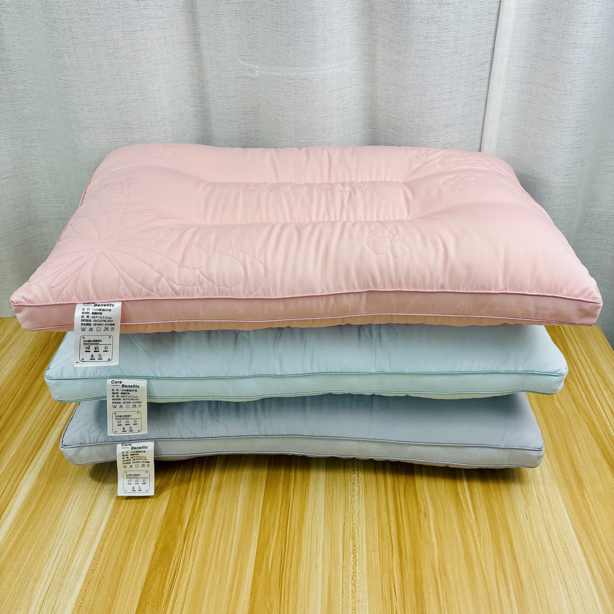 91家纺网 家纺一手货源 找家纺 露函家居 2025新款沁柔冰丝护颈枕 枕头枕芯 灰色