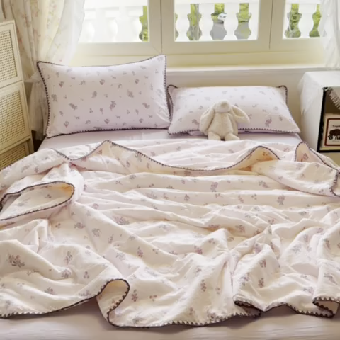 91家纺网 家纺一手货源 找家纺 星巴k家纺 2025新款春夏云感双层纱A类母婴级三角针夏被贝壳边夏凉被贝壳绣【可提供买家秀】 贝壳绣-葡萄微甜