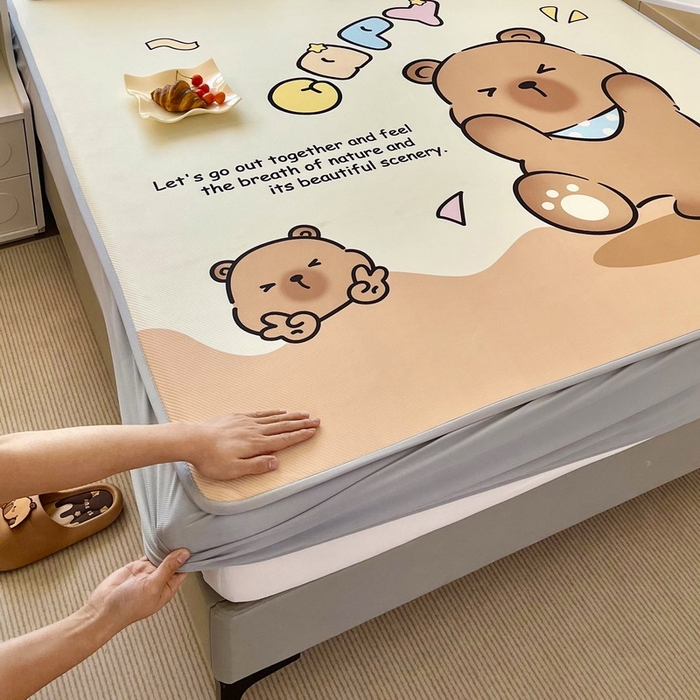 91家纺网 家纺一手货源 找家纺 蘭菲家纺 2025新款凉感丝卡皮巴拉凉席 熊巴拉