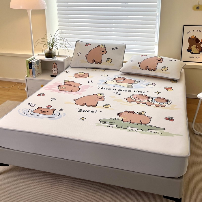 91家纺网 家纺一手货源 找家纺 蘭菲家纺 2025新款凉感丝卡皮巴拉凉席 豚世界