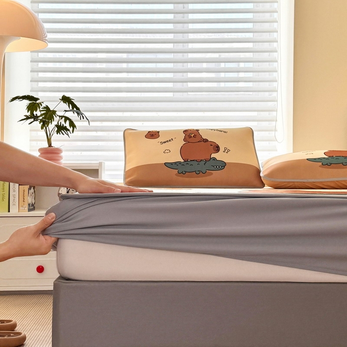 91家纺网 家纺一手货源 找家纺 蘭菲家纺 2025新款凉感丝卡皮巴拉凉席 征服拉