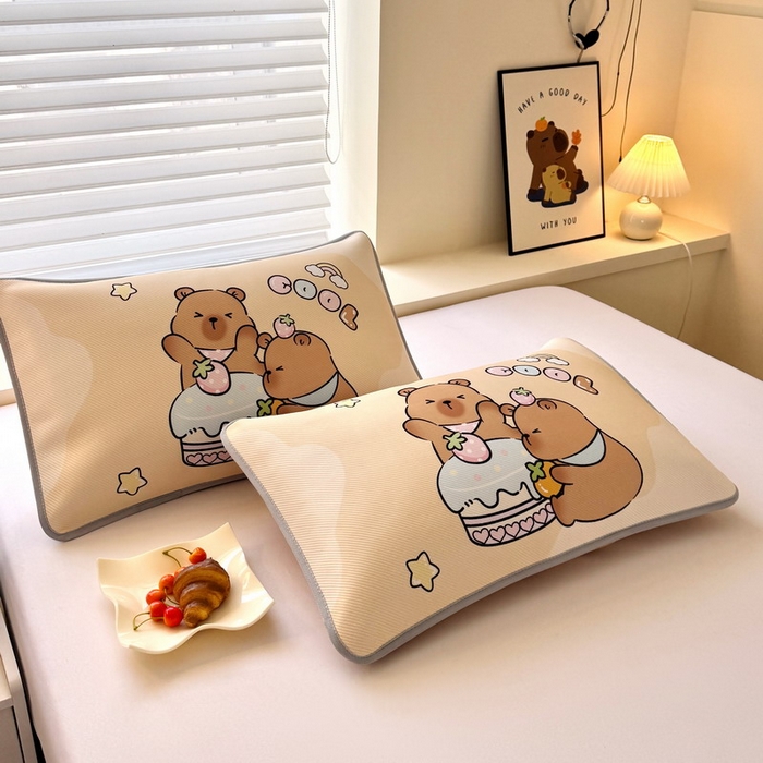 91家纺网 家纺一手货源 找家纺 蘭菲家纺 2025新款凉感丝卡皮巴拉凉席 爱皮卡