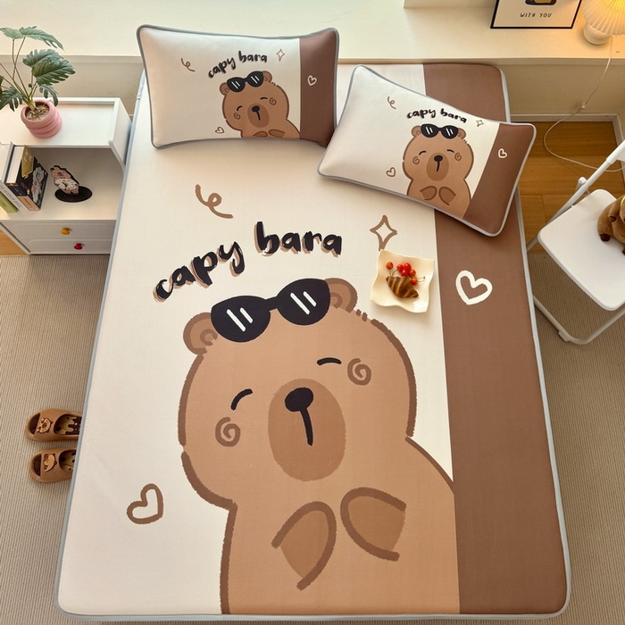 91家纺网 家纺一手货源 找家纺 蘭菲家纺 2025新款凉感丝卡皮巴拉凉席 皮小蛋