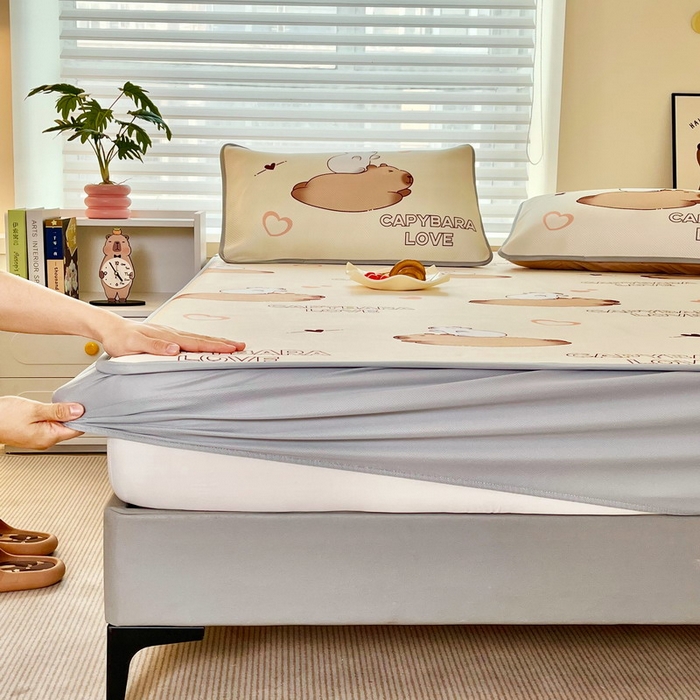 91家纺网 家纺一手货源 找家纺 蘭菲家纺 2025新款凉感丝卡皮巴拉凉席 陪伴拉