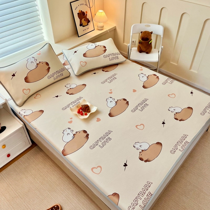 91家纺网 家纺一手货源 找家纺 蘭菲家纺 2025新款凉感丝卡皮巴拉凉席 陪伴拉