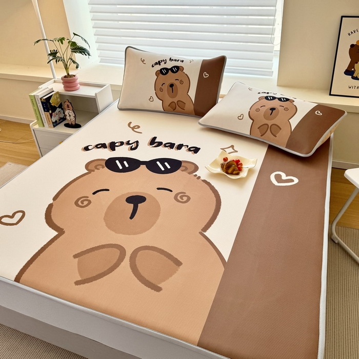 91家纺网 家纺一手货源 找家纺 蘭菲家纺 2025新款凉感丝卡皮巴拉凉席 皮小蛋