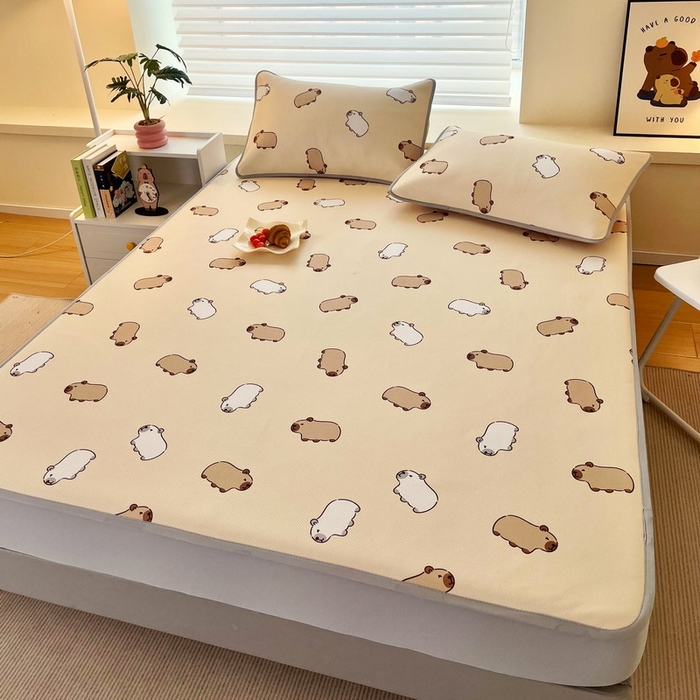 91家纺网 家纺一手货源 找家纺 蘭菲家纺 2025新款凉感丝卡皮巴拉凉席 小奶豚