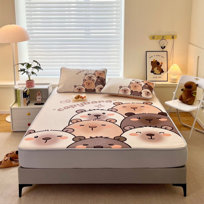 91家纺网 家纺一手货源 找家纺 蘭菲家纺 2025新款凉感丝卡皮巴拉凉席 豚一家