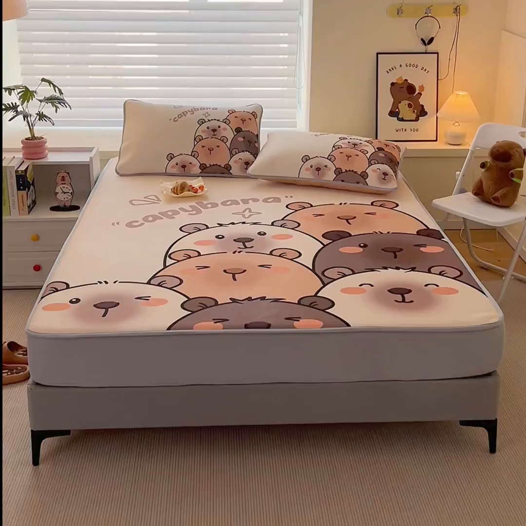 91家纺网 家纺一手货源 找家纺 蘭菲家纺 2025新款凉感丝卡皮巴拉凉席 豚一家