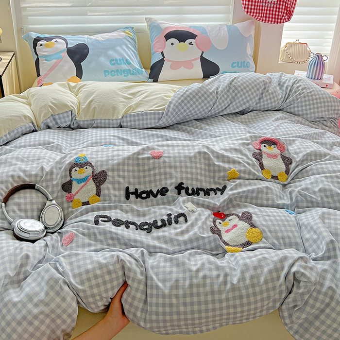 91家纺网 家纺一手货源 找家纺 海岛哥哥 2025新款大版毛巾绣四件套 可爱企鹅