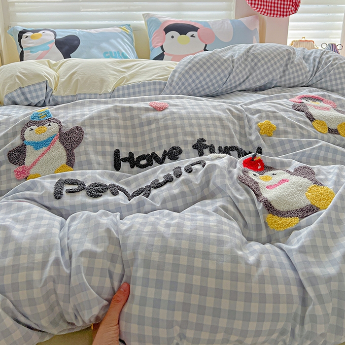 91家纺网 家纺一手货源 找家纺 海岛哥哥 2025新款大版毛巾绣四件套 可爱企鹅