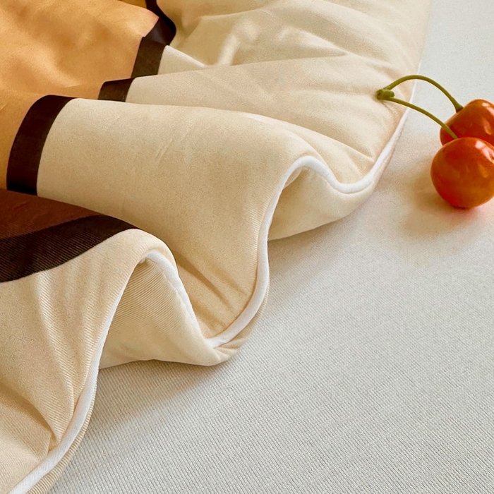 91家纺网 家纺一手货源 找家纺 蘭菲家纺 2025新款凉感丝卡皮巴拉夏被 豚一家