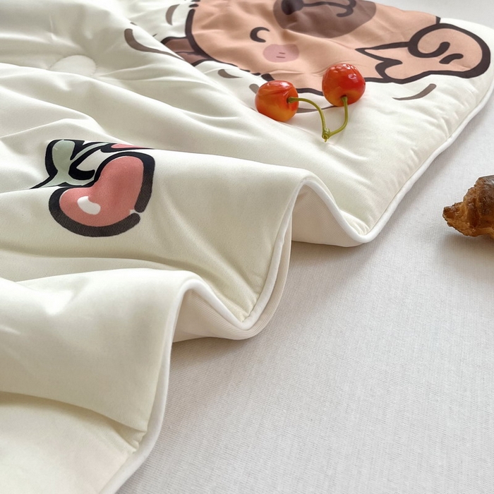 91家纺网 家纺一手货源 找家纺 蘭菲家纺 2025新款凉感丝卡皮巴拉夏被 拉不动