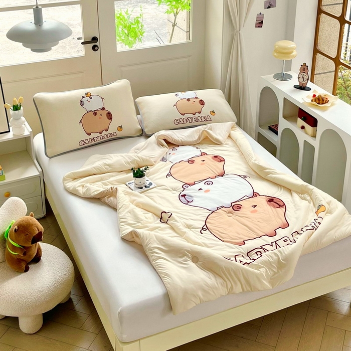 91家纺网 家纺一手货源 找家纺 蘭菲家纺 2025新款凉感丝卡皮巴拉夏被 沉浸式