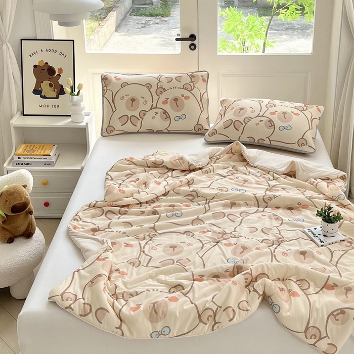 91家纺网 家纺一手货源 找家纺 蘭菲家纺 2025新款凉感丝卡皮巴拉夏被 小卡