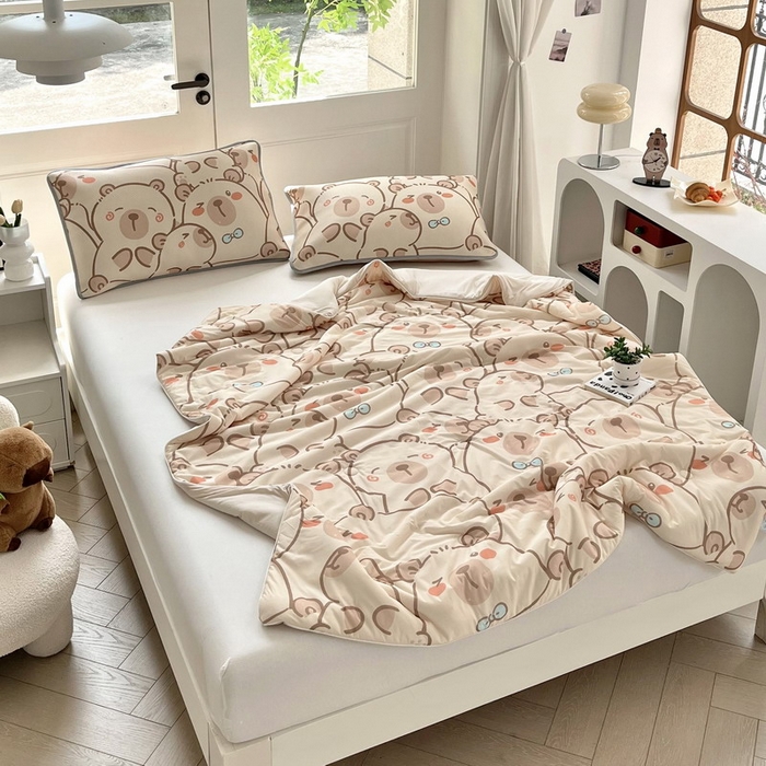 91家纺网 家纺一手货源 找家纺 蘭菲家纺 2025新款凉感丝卡皮巴拉夏被 小卡