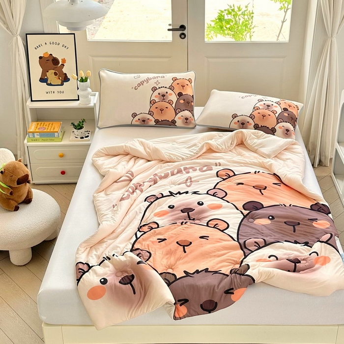 91家纺网 家纺一手货源 找家纺 蘭菲家纺 2025新款凉感丝卡皮巴拉夏被 豚一家