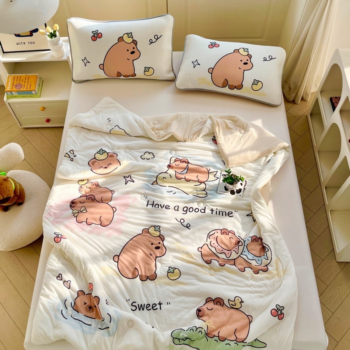 91家纺网 家纺一手货源 找家纺 蘭菲家纺 2025新款凉感丝卡皮巴拉夏被 豚世界