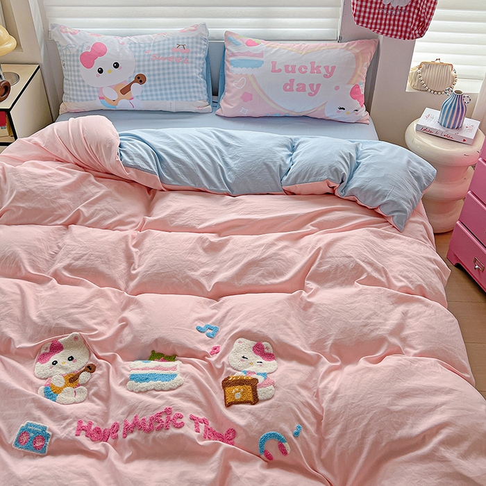 91家纺网 家纺一手货源 找家纺 海岛哥哥 2025新款大版毛巾绣四件套 猫咪音乐会