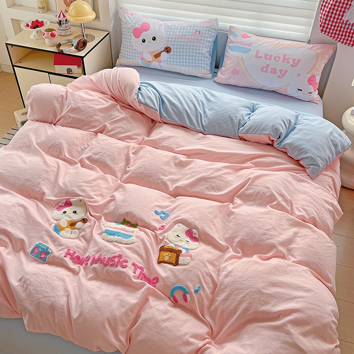 91家纺网 家纺一手货源 找家纺 海岛哥哥 2025新款大版毛巾绣四件套 猫咪音乐会