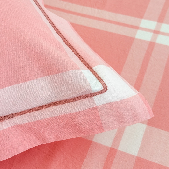 91家纺网 家纺一手货源 找家纺 侯先生家纺 2025新款全棉色织四件套纯棉被套床单四季款格子三件套 布鲁格-粉