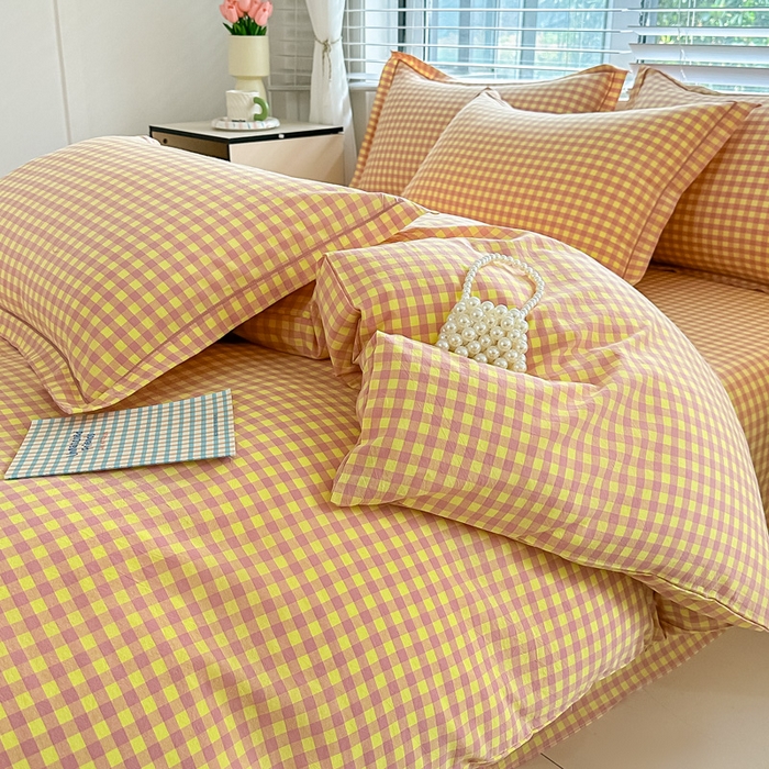 91家纺网 家纺一手货源 找家纺 侯先生家纺 2025新款全棉色织四件套纯棉被套床单四季款格子三件套 黄粉小格