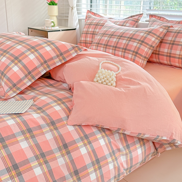 91家纺网 家纺一手货源 找家纺 侯先生家纺 2025新款全棉色织四件套纯棉被套床单四季款格子三件套 简兮-粉