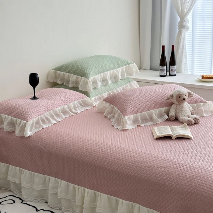 91家纺网 家纺一手货源 找家纺 佰织鑫家居 2025新款A类PE凉感豆复合凉豆豆软凉席三件套 温柔粉