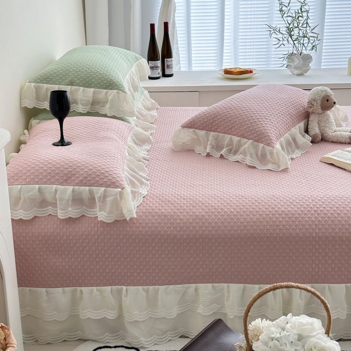 91家纺网 家纺一手货源 找家纺 佰织鑫家居 2025新款A类PE凉感豆复合凉豆豆软凉席三件套 温柔粉