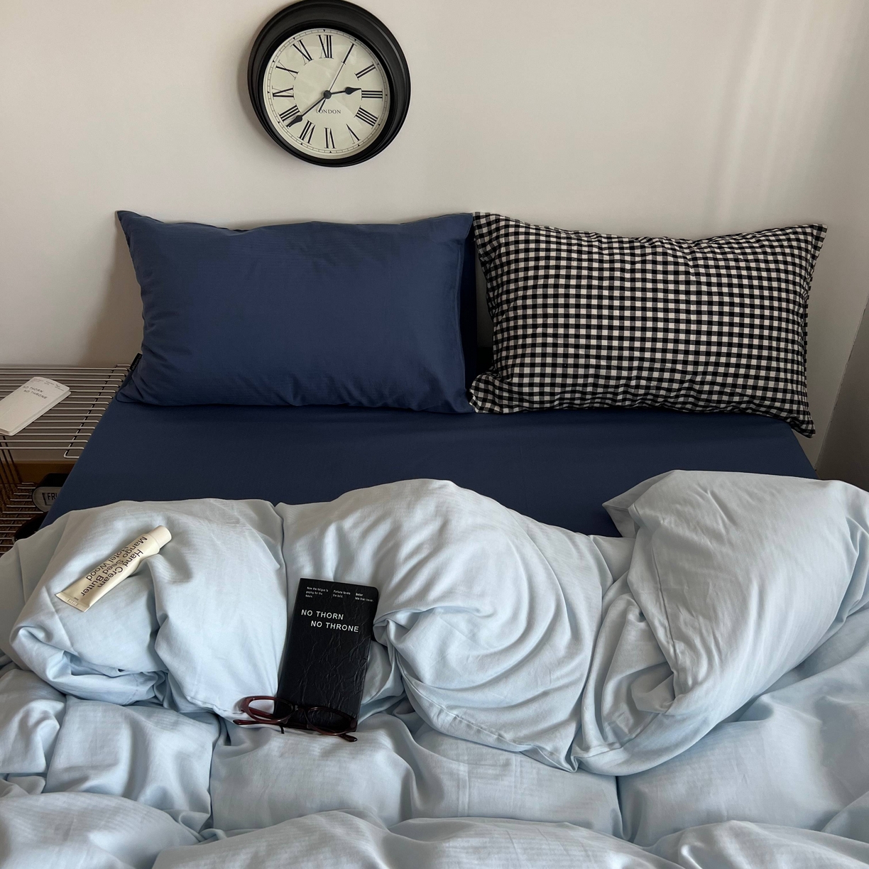 91家纺网 家纺一手货源 找家纺 蜜宿 2025新款全棉纯棉人字纹四件套-梦幻星海 梦幻星海（深蓝混搭黑小格）