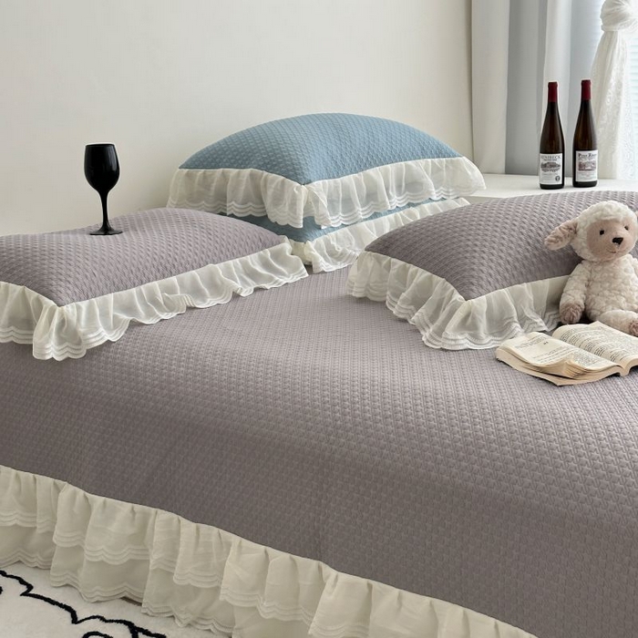 91家纺网 家纺一手货源 找家纺 佰织鑫家居 2025新款A类PE凉感豆复合凉豆豆软凉席三件套 烟熏灰