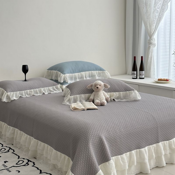 91家纺网 家纺一手货源 找家纺 佰织鑫家居 2025新款A类PE凉感豆复合凉豆豆软凉席三件套 烟熏灰