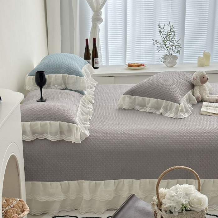 91家纺网 家纺一手货源 找家纺 佰织鑫家居 2025新款A类PE凉感豆复合凉豆豆软凉席三件套 烟熏灰