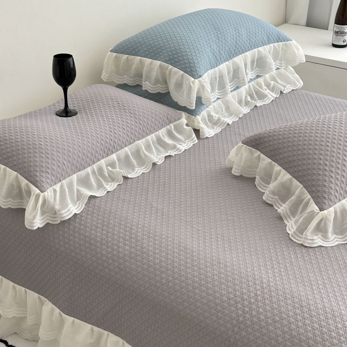 91家纺网 家纺一手货源 找家纺 佰织鑫家居 2025新款A类PE凉感豆复合凉豆豆软凉席三件套 烟熏灰